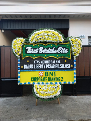 Papan Bunga Duka di Buti