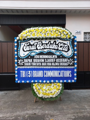 Papan Bunga Duka di Buti